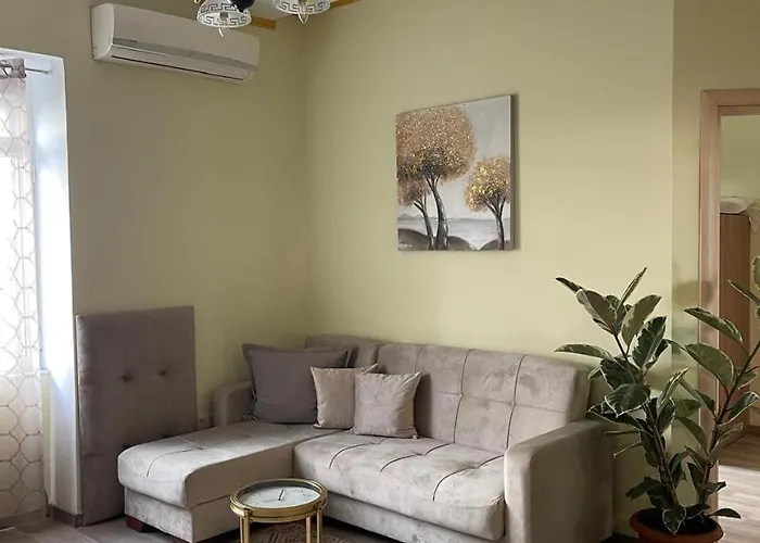 Fictus Apartment *